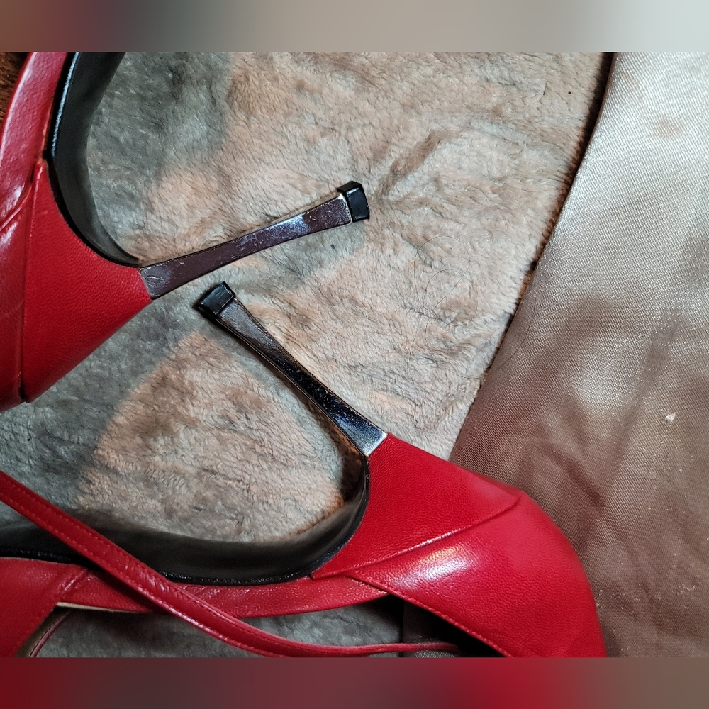 NEVER WORN Y2K VINTAGE WILD PAIR CINDY 18 60805 8800 ANKLE STRAP PUMPS CHROME - Picture 2 of 15